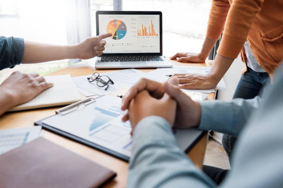 Lee más sobre el artículo 📈 Cómo tomar mejores decisiones para tu negocio usando datos reales
